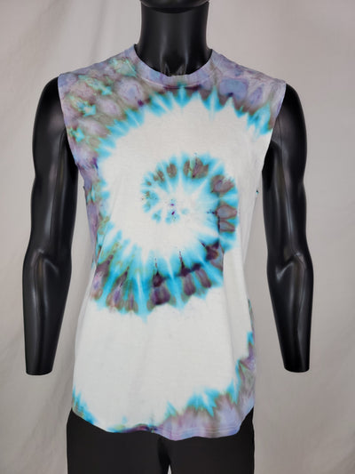 Sleeveless T-shirt