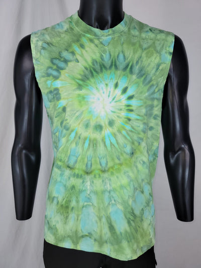Sleeveless T-shirt