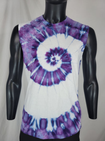 Sleeveless T-shirt