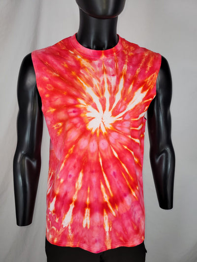 Sleeveless T-shirt