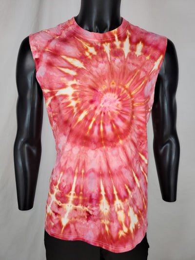 Sleeveless T-shirt